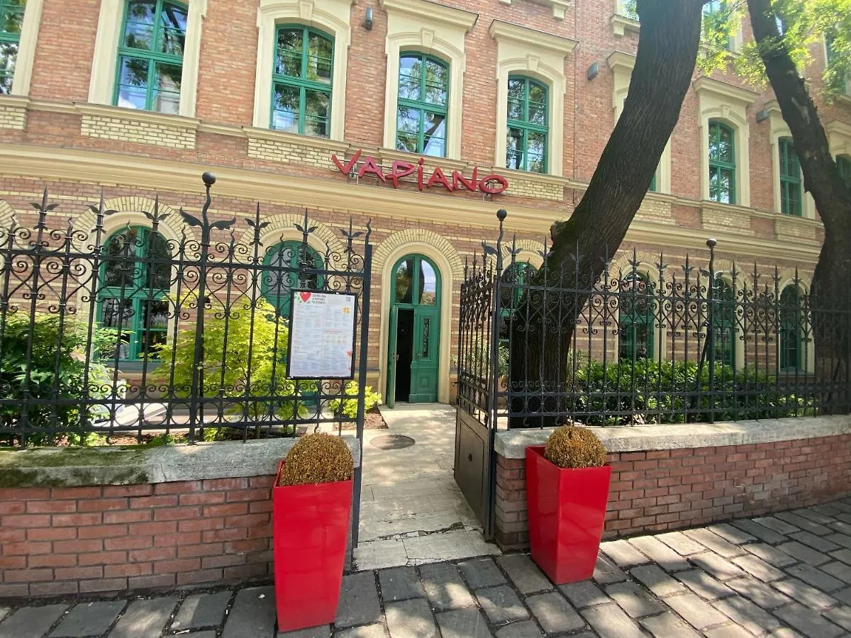 B20 Sun 100 M2 Apartment Budapest